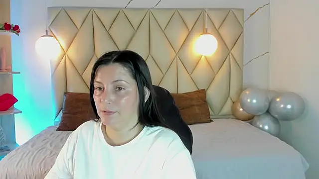 Snapshot of angelswets chatting on June 2026 02:10:01 PM angelswets online show from June 2026 02:10:01 PM