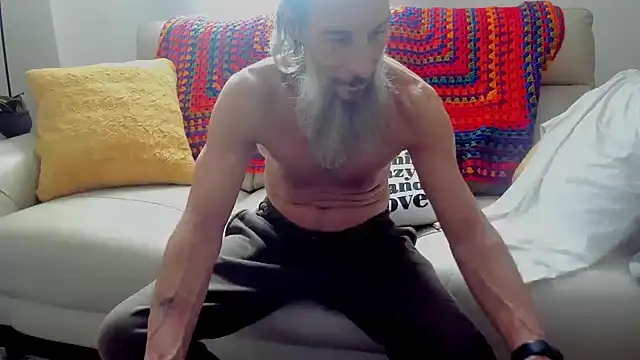 Snapshot of mindphu_k chatting on February 2026 06:46:01 PM mindphu k online show from February 2026 06:46:01 PM