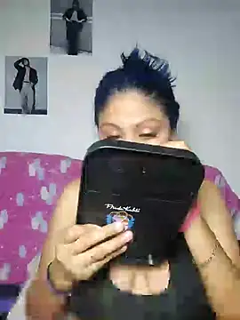 azulzulix online show from January 2025 02:04:02 AM