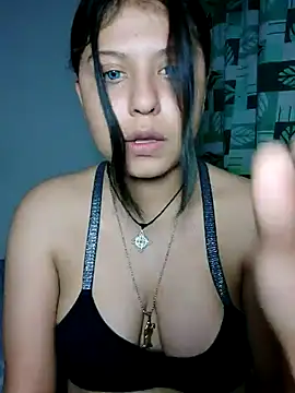 Snapshot of azulzulix chatting on February 2026 12:53:01 AM azulzulix online show from February 2026 12:53:01 AM