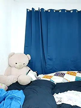 Snapshot of azulzulix chatting on February 2026 12:30:02 AM azulzulix online show from February 2026 12:30:02 AM