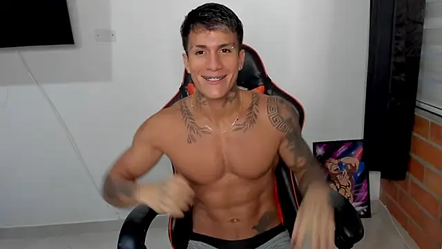 pettergrey1 online show from October 2025 10:42:02 PM