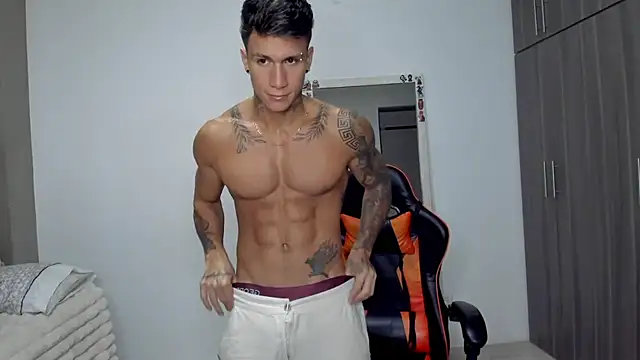 pettergrey1 online show from February 2026 12:12:01 PM