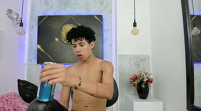 Erick Zhimerman online show from January 2025 03:45:01 AM