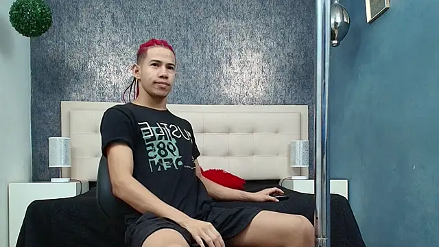 Erick Zhimerman online show from December 2025 04:41:04 AM