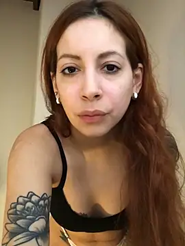 EffyScarlet online show from September 2025 05:26:03 PM