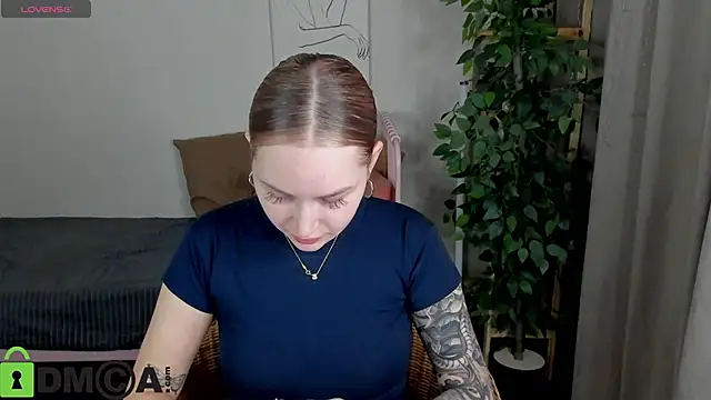 Carol  Cox online show from November 2025 10:54:01 PM