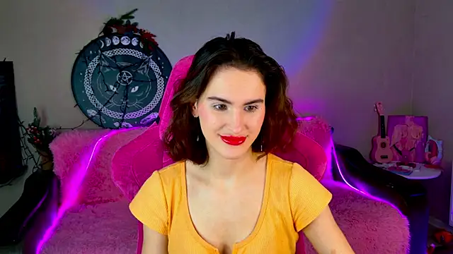 FridaCure online show from February 2025 05:14:01 AM