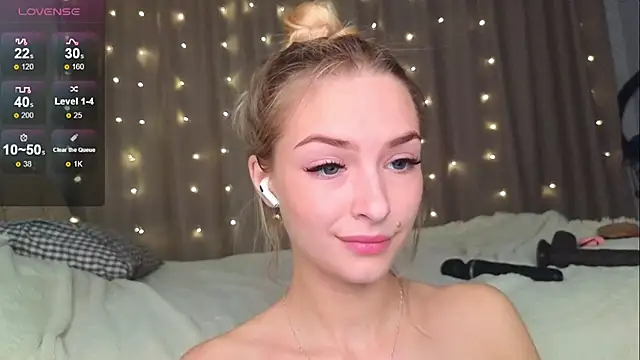 Snapshot of Soft_Eva chatting on January 2025 03:35:01 PM Soft Eva online show from January 2025 03:35:01 PM