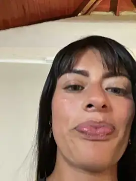 ZairaSofia1 online show from December 2024 02:06:02 AM