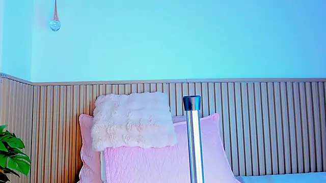 zoe rivers online show from December 2024 05:14:01 PM