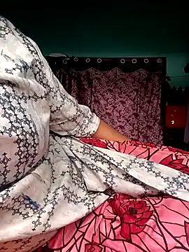 Snapshot of gunjan22 chatting on October 2025 06:11:01 AM gunjan22 online show from October 2025 06:11:01 AM