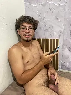 Snapshot of Edwardsky000 chatting on February 2026 09:21:01 PM Edwardsky000 online show from February 2026 09:21:01 PM