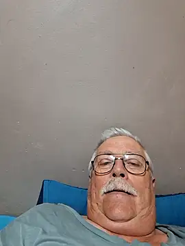 Snapshot of NawtyB1965 chatting on September 2025 03:44:02 AM NawtyB1965 online show from September 2025 03:44:02 AM