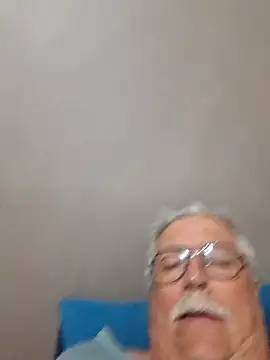 Snapshot of NawtyB1965 chatting on October 2025 03:18:02 AM NawtyB1965 online show from October 2025 03:18:02 AM