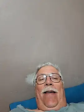 Snapshot of NawtyB1965 chatting on October 2025 03:18:01 AM NawtyB1965 online show from October 2025 03:18:01 AM