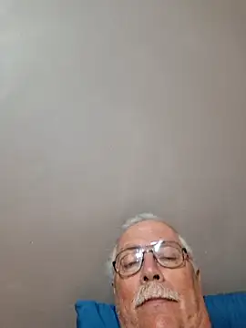 NawtyB1965 online show from November 2025 04:01:01 AM