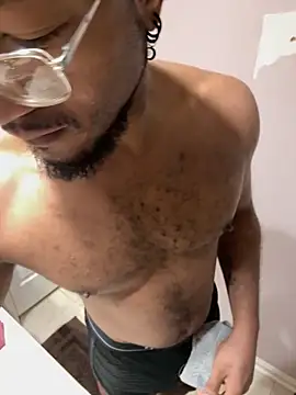 KySir1990 online show from December 2025 09:31:02 PM