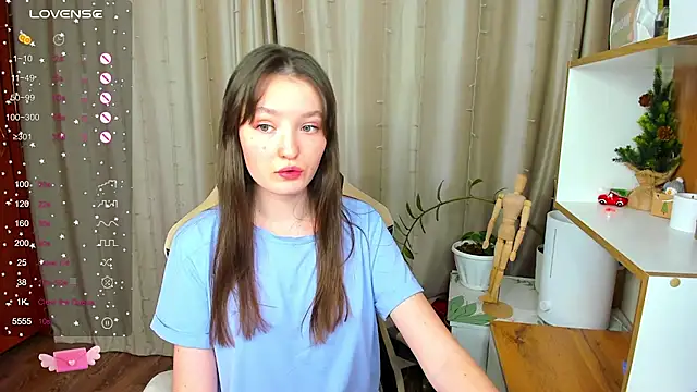 Snapshot of Fairyy_Moon chatting on January 2025 12:47:02 PM Fairyy Moon online show from January 2025 12:47:02 PM