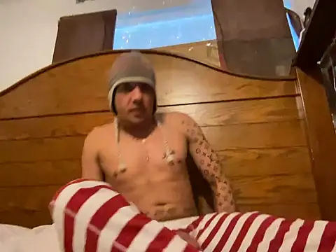 Snapshot of Amirkhai chatting on December 2024 05:29:02 PM Amirkhai online show from December 2024 05:29:02 PM