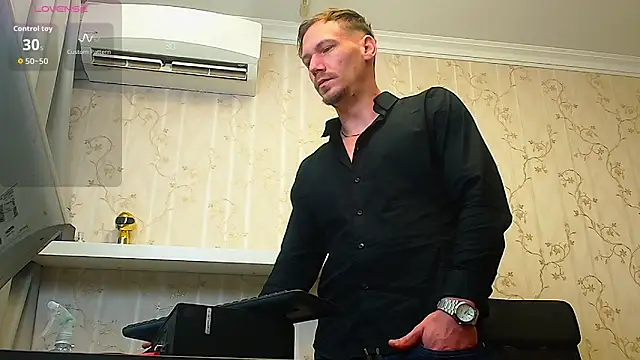 MateoBenjaminX online show from October 2025 05:19:01 AM