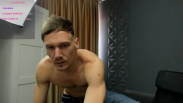 MateoBenjaminX online show from April 2026 11:01:02 AM