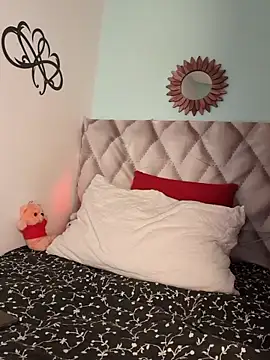 Lina lolo online show from November 2025 06:07:01 PM