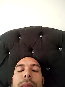 xxierra online show from February 2025 11:31:01 AM