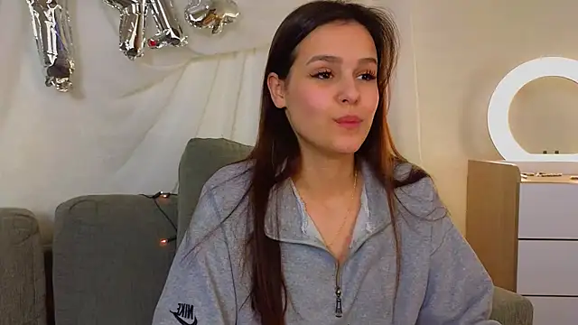 Snapshot of EthalGold chatting on January 2025 06:06:02 AM EthalGold online show from January 2025 06:06:02 AM