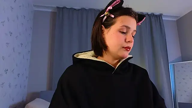 Snapshot of EthalGold chatting on September 2025 03:06:02 AM EthalGold online show from September 2025 03:06:02 AM