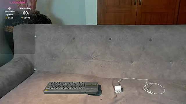  maria foxx  online show from November 2025 08:40:01 PM