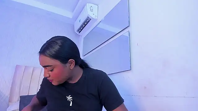 kayna gomez online show from February 2026 07:36:02 PM