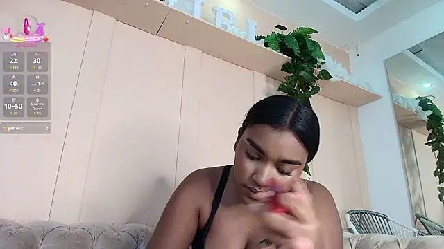 kayna gomez online show from February 2026 07:03:02 PM