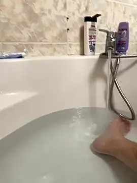 Hugo76578 online show from September 2025 08:56:02 PM