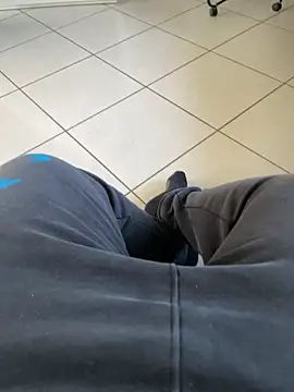 Hugo76578 online show from March 2026 03:03:02 PM