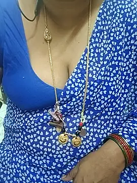 Snapshot of Sexy-Telugunayana2 chatting on February 2026 10:17:02 PM Sexy-Telugunayana2 online show from February 2026 10:17:02 PM