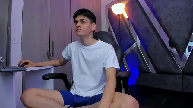 Yef Thin online show from October 2025 03:40:01 AM