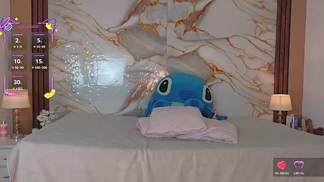 ahvi ebony online show from March 2026 01:22:01 PM