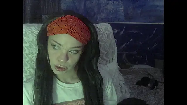 Snapshot of iva_spirit chatting on January 2025 09:23:02 PM iva spirit online show from January 2025 09:23:02 PM