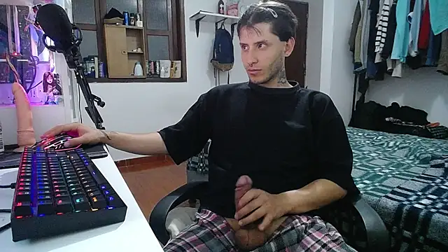 Snapshot of esjrobles chatting on January 2025 05:26:02 AM esjrobles online show from January 2025 05:26:02 AM