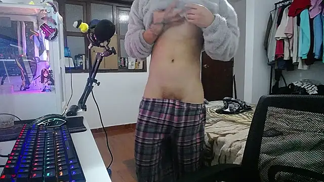 Snapshot of esjrobles chatting on January 2025 02:28:02 AM esjrobles online show from January 2025 02:28:02 AM