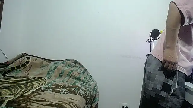 Snapshot of esjrobles chatting on January 2025 03:36:02 AM esjrobles online show from January 2025 03:36:02 AM