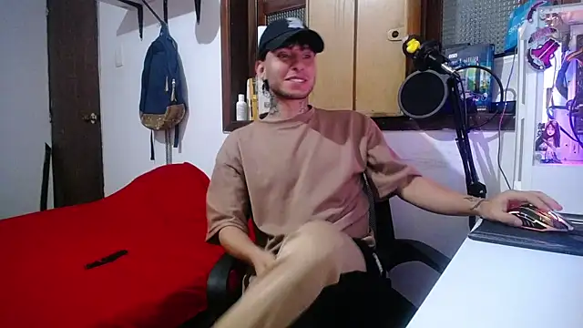 Snapshot of esjrobles chatting on February 2025 12:22:02 PM esjrobles online show from February 2025 12:22:02 PM