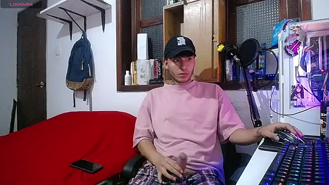 Snapshot of esjrobles chatting on February 2025 09:03:01 AM esjrobles online show from February 2025 09:03:01 AM