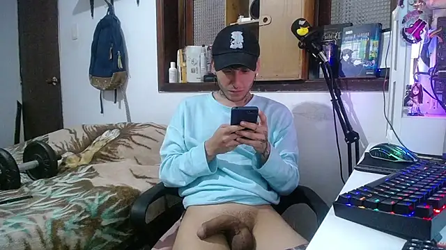 Snapshot of esjrobles chatting on February 2025 06:24:02 PM esjrobles online show from February 2025 06:24:02 PM