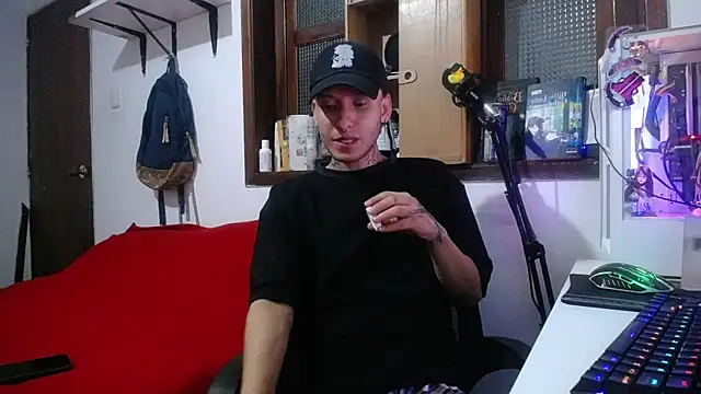 Snapshot of esjrobles chatting on February 2025 04:46:02 AM esjrobles online show from February 2025 04:46:02 AM