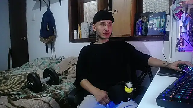 Snapshot of esjrobles chatting on February 2025 03:14:02 AM esjrobles online show from February 2025 03:14:02 AM