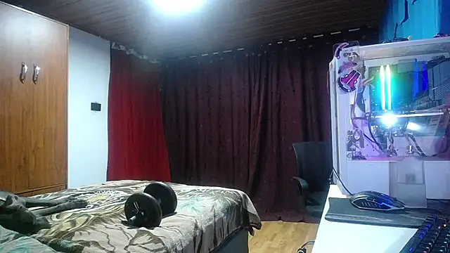 Snapshot of esjrobles chatting on March 2025 01:11:02 AM esjrobles online show from March 2025 01:11:02 AM