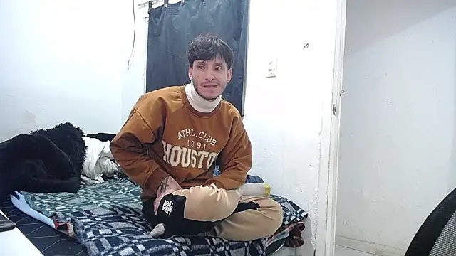 Snapshot of esjrobles chatting on September 2025 01:10:01 PM esjrobles online show from September 2025 01:10:01 PM