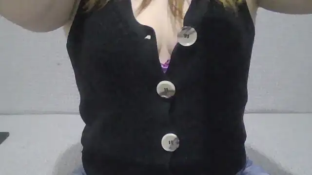 Snapshot of simay1111 chatting on February 2025 05:31:01 PM simay1111 online show from February 2025 05:31:01 PM